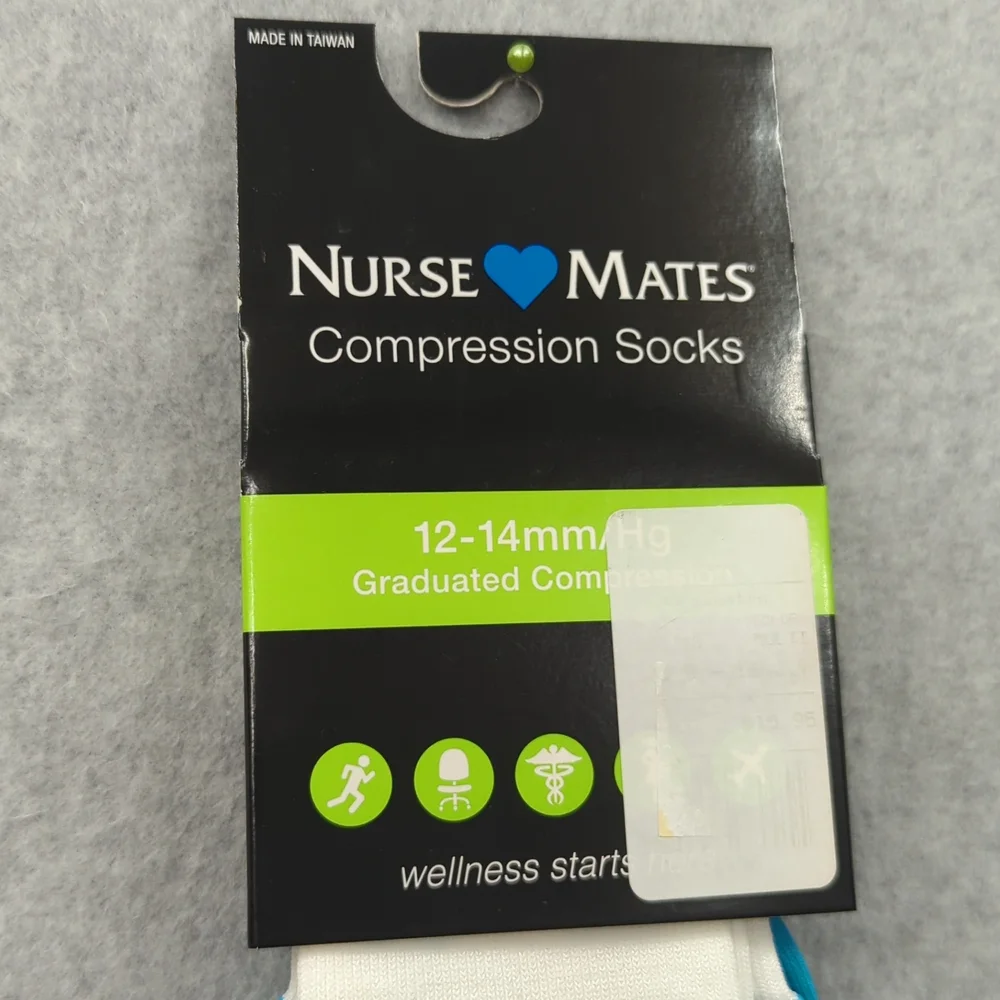Nurse Mates compression socks 12-14mmHg 9-11 Dots
